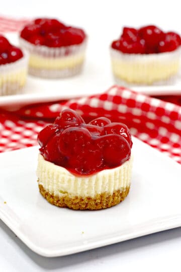 Mini Cherry Cheesecakes - The Best Cheesecake Recipes